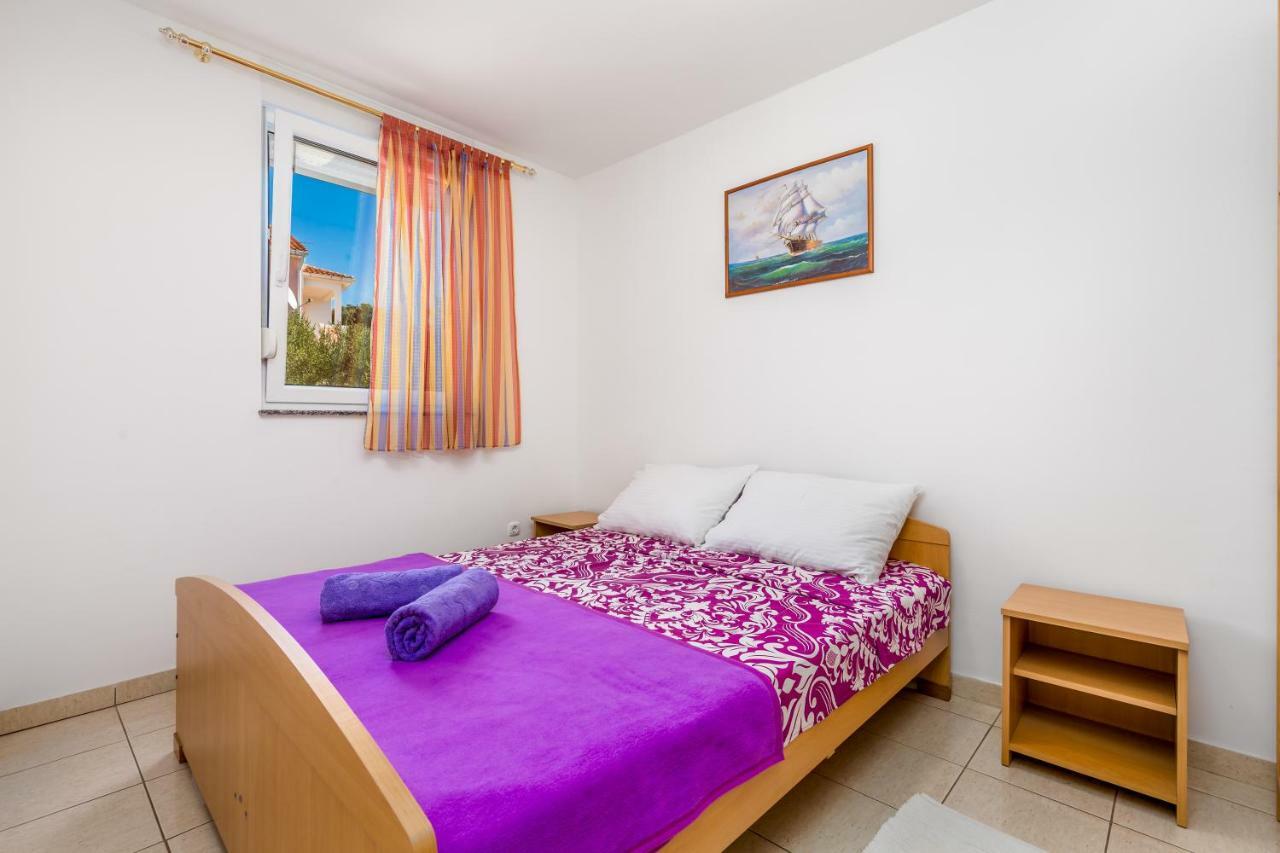 Apartamento Modra Kuca Mandre Exterior foto