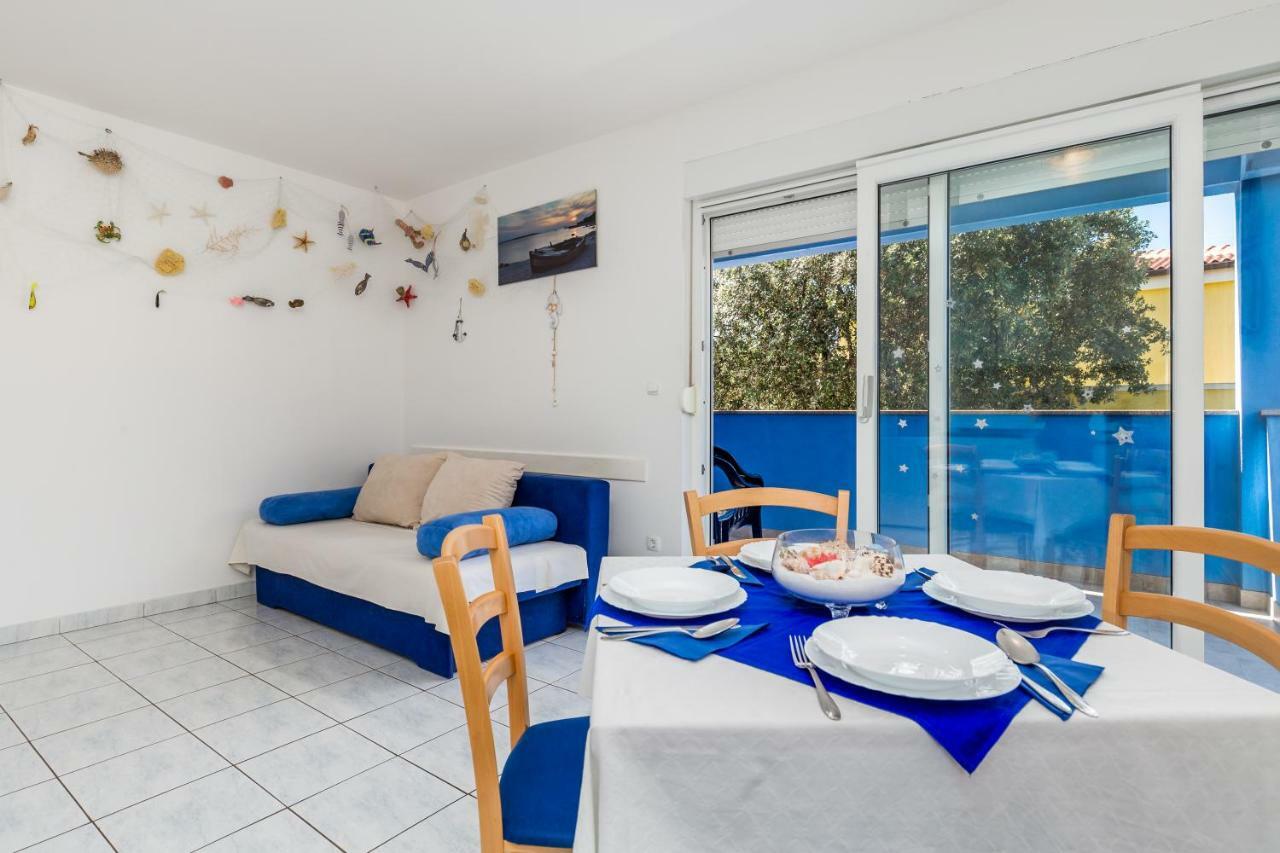 Apartamento Modra Kuca Mandre Exterior foto
