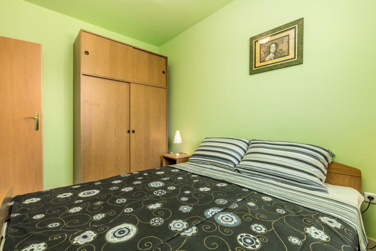 Apartamento Modra Kuca Mandre Exterior foto