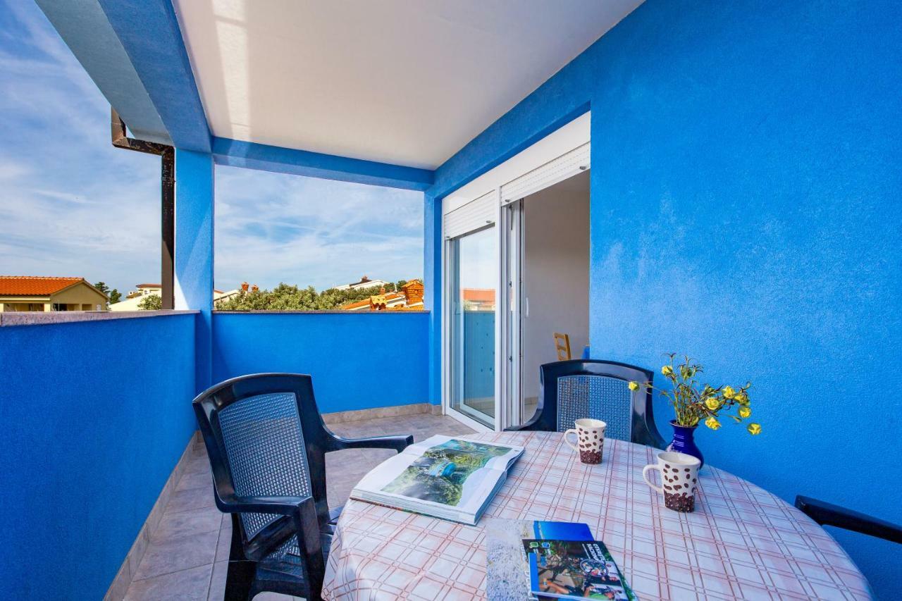 Apartamento Modra Kuca Mandre Exterior foto